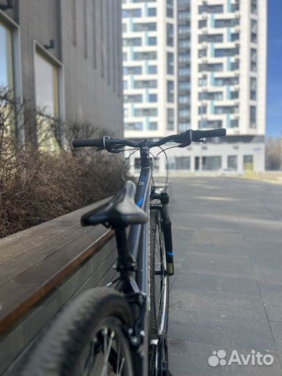 Велосипед горный Rockrider st100