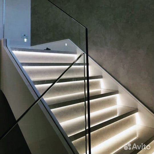 Автоматическая, умная подсветка лестницы