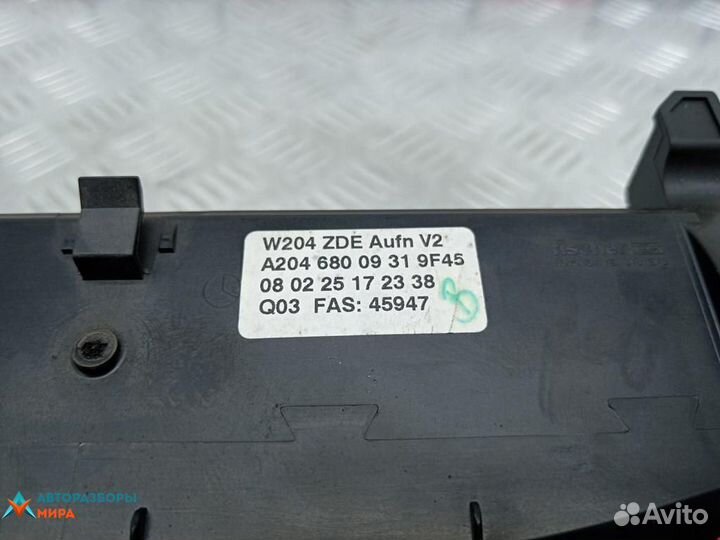 Дисплей компьютера Mercedes-Benz C-Класс W204/S204