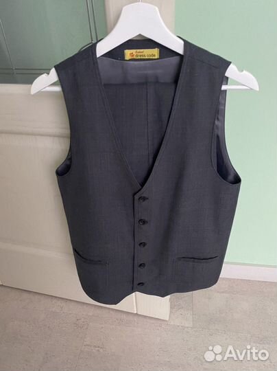 Брюки и жилет для мальчика 176