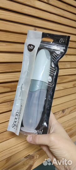 Детский силиконовый контейнер с ложкой