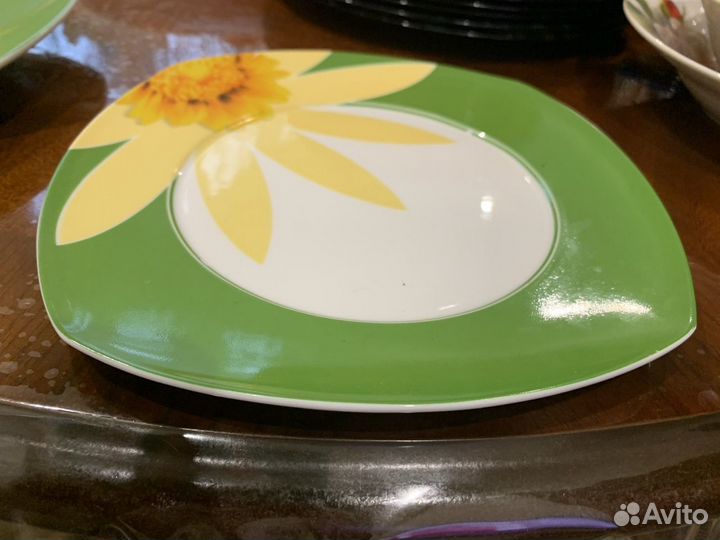 Набор посуды из 4 частей