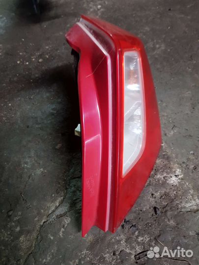 Фонарь задний правый оригинальный Lacetti седан