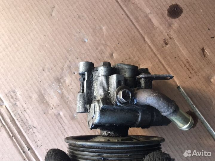 Насос гидроусилителя Тойота 1GR-FE(1069)