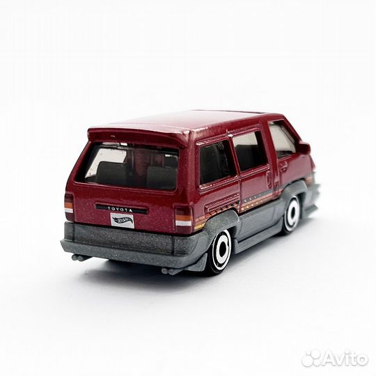 Hot Wheels Toyota Van Japanese Style