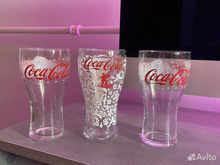 Стаканы coca cola разные