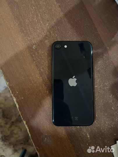 iPhone SE (2020), 64 ГБ