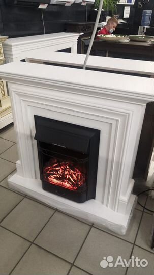 Камин электрический Bradford с очагом Majestic