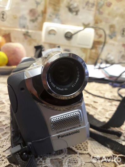 Видеокамера panasonic