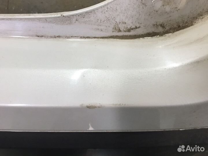 Задний бампер