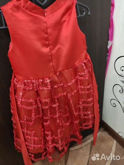 Праздничное платье 6-7 лет