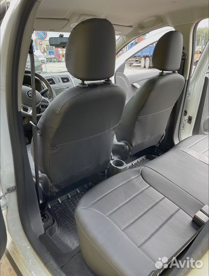 Модельные авточехлы из экокожи