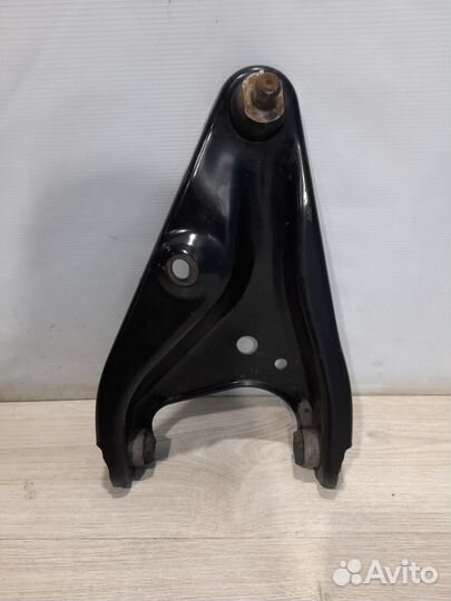 Рычаг подвески Renault logan stepway 2 Лев
