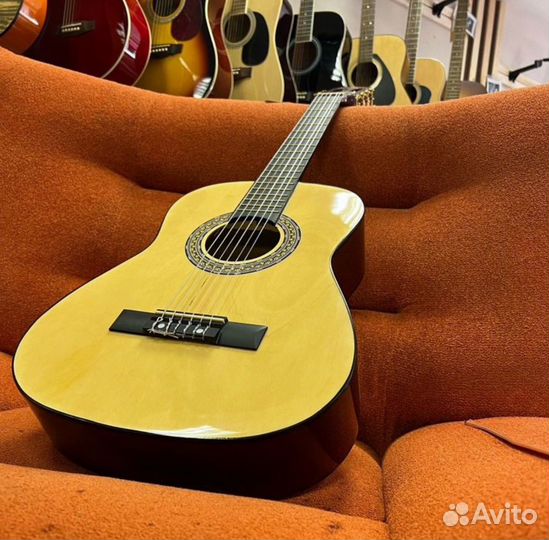 Классическая гитара 4/4 Новая