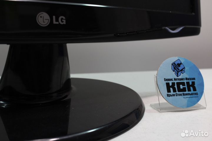 Монитор 19 дюймов