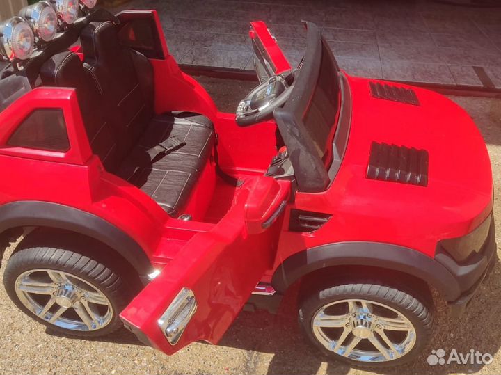 Детский электромобиль бу