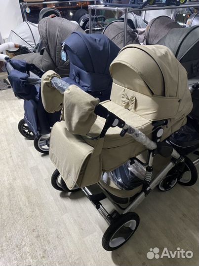 Универсальные коляски Новые для детей