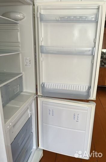 Холодильник бу indesit
