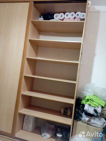 Шкаф