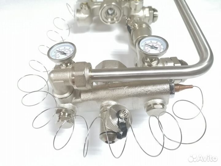 Насосно-смесительный узел для системы отопления 1 1/2