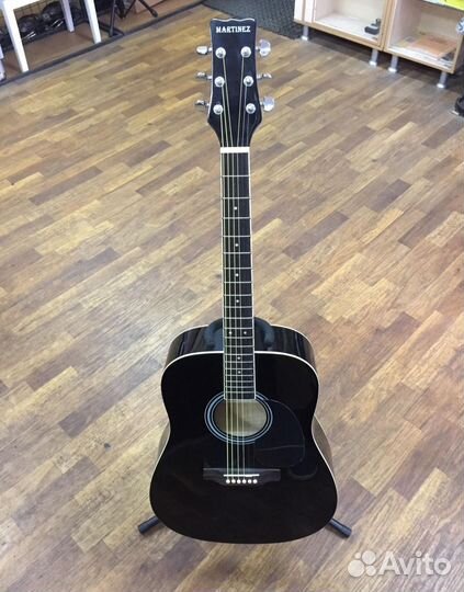 Martnez, Акустическая гитара