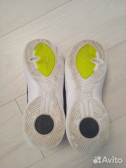 Кроссовки Nike Kyrie Flytrap 2