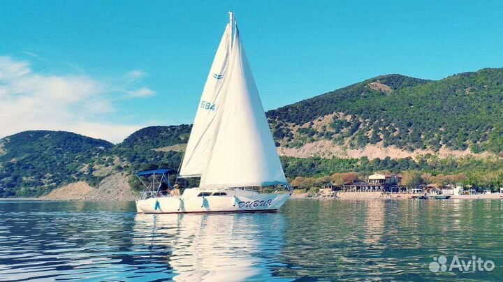 Морские прогулки, аренда парусной яхты. Дивия