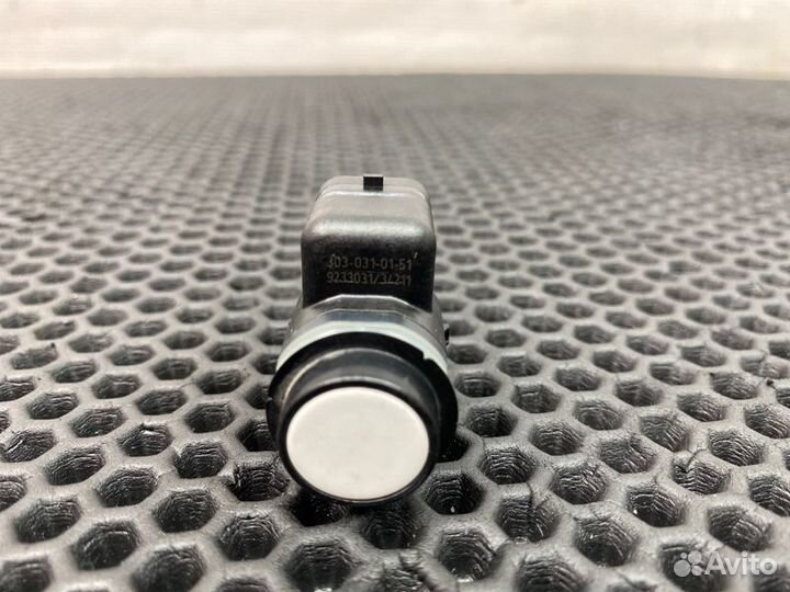 Датчик парктроника Bmw 7-Series F01 N63B44A 2010