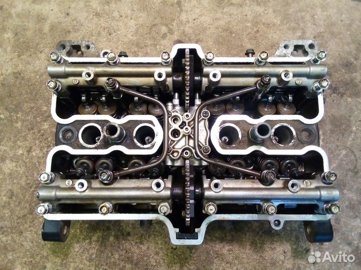 Головка блока цилиндров гбц suzuki RF 400 RF400 rv