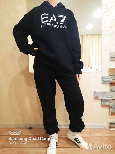 Спортивный костюм