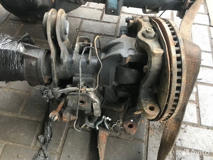 Мост передний