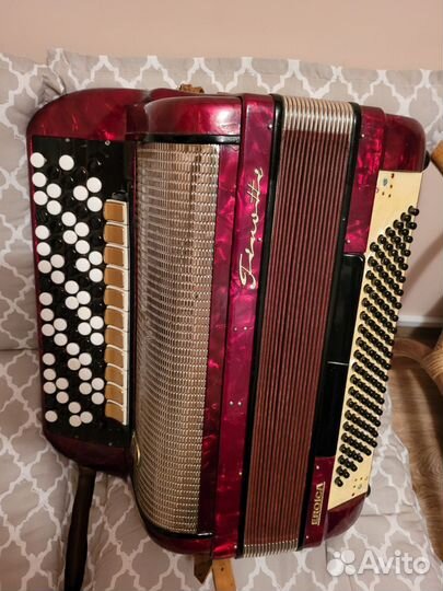 Баян цельнопланочный, московский,мастер Востриков