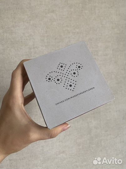 Металлическая коробка от виски Chivas Regal 12