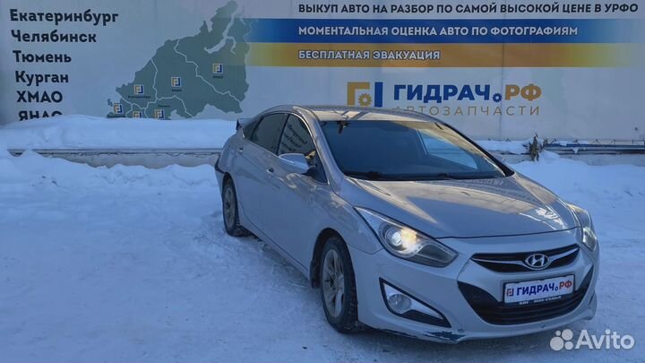 Дверь передняя правая Hyundai i40 (VF) 76004-3Z000