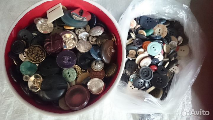 Разные пуговицы для рукоделия