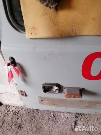 Двери на УАЗ буханку