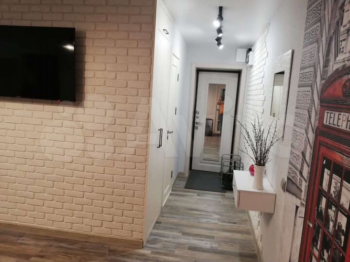 2-к. квартира, 43 м², 2/5 эт.