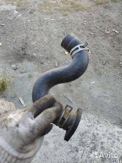 Патрубок радиатора Peugeot 206 Пежо 206