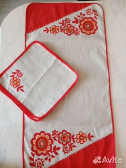 Набор салфеток, рушник вышитый, скатерть
