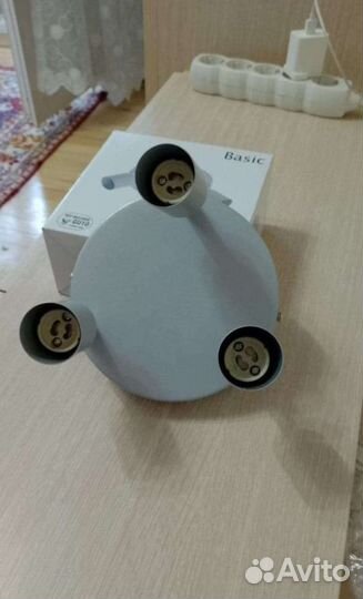 Спот поворотный