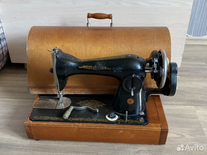 Швейная машина Подольск ручная бу