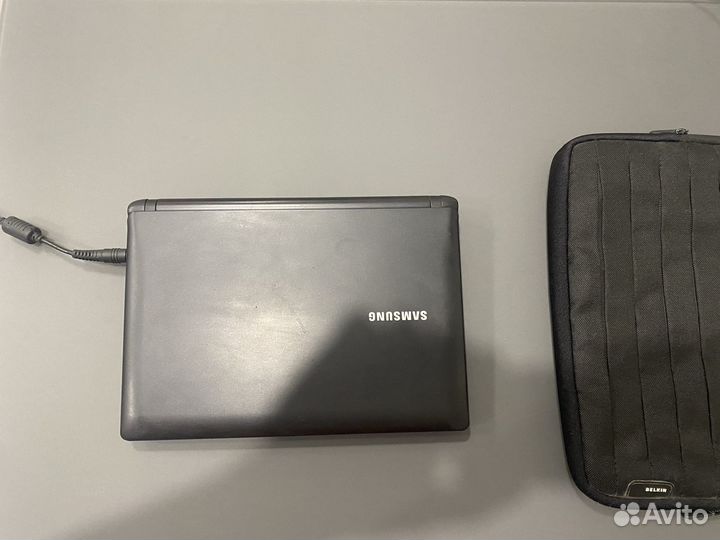 Нетбук Samsung N145 (NP-N145-JP01RU)