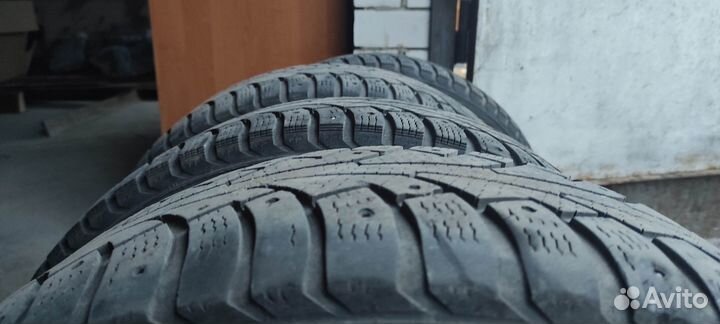 Nokian Tyres Hakkapeliitta 5 215/55 R17