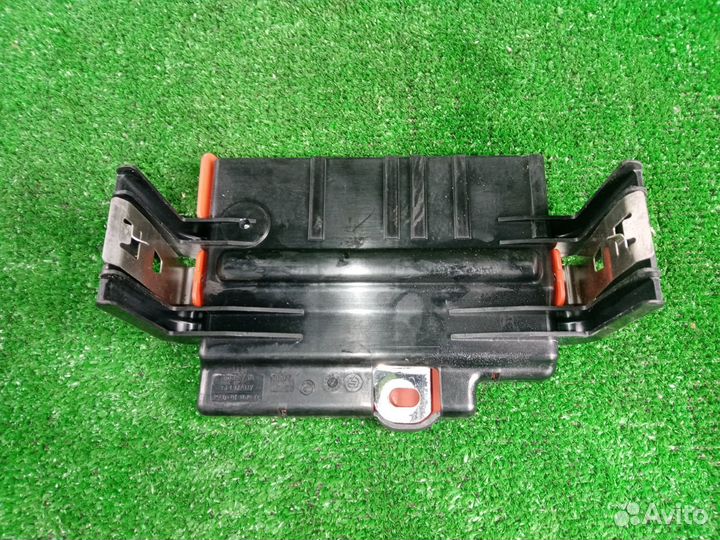 Блок предохранителей Bmw 3 E90 / E91 3-series 5