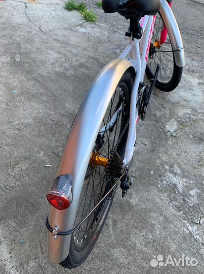 Велосипед женский алюминиевый