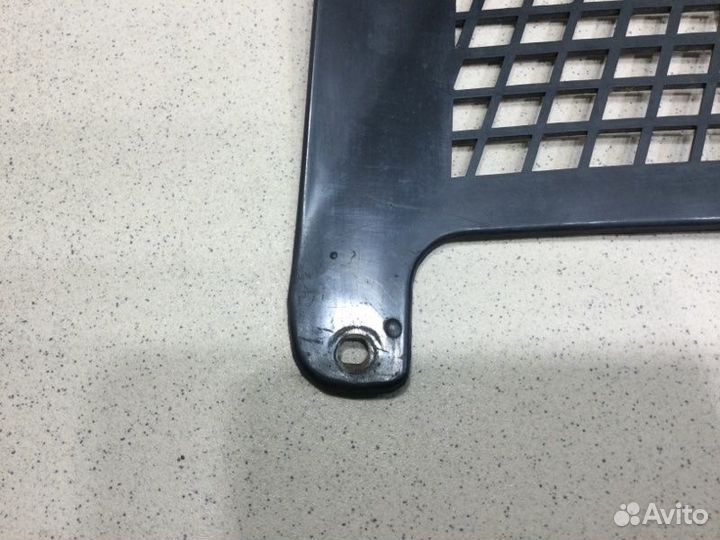 Решетка стеклооч. (планка под лобовое стекло)