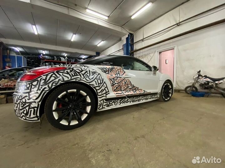 Роспись каллиграфией