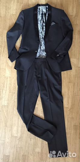 Мужской костюм