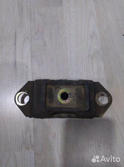Опора двигателя двс Кронштейн Renault fluence