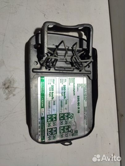 Лючок бензобака Mercedes-Benz S-Class W140